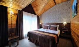  Отель «Аллюр Лодж» Карачаево-Черкесская Республика Делюкс Jungle 2-местный 1-комнатный (в корпусе)