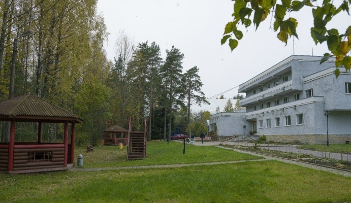 База отдыха «Озеро Зеркальное»
Ленинградская область