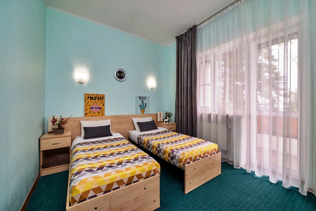  Семейный курорт «Родники» Челябинская область 2-комнатный номер «Люкс» 2 корпус