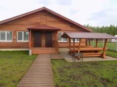 Загородный отель «Лесное озеро» Псковская область Номер Farm Yard (Фермерский двор) 