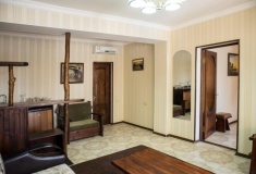  Курортный отель «Бастион» Республика Крым Номер «Люкс» 2-местный трёхкомнатный, фото 5_4