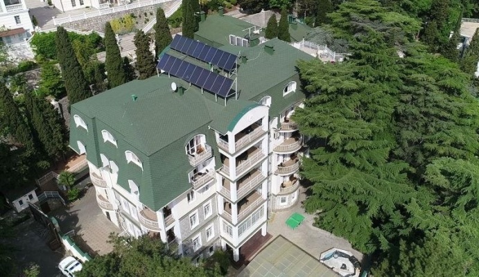  Курортный отель «Империал 2011»
Республика Крым