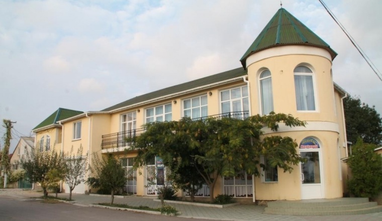  Отель «Каса де Лара» Республика Крым 
