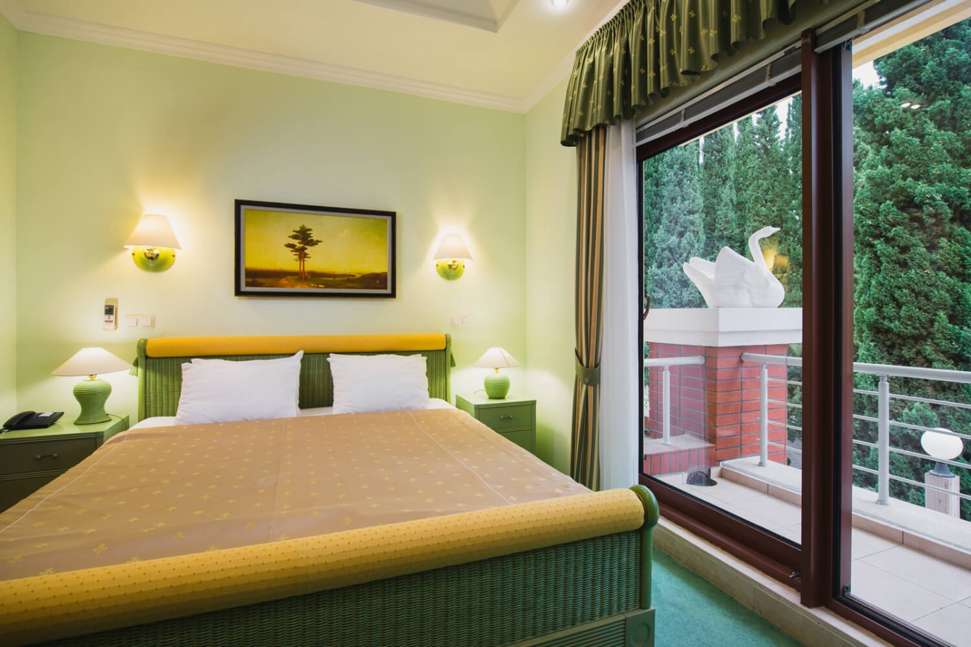  Отель «More Spa & Resort» Республика Крым Дуплекс с двумя спальнями