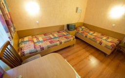 Загородный отель «Волга» Нижегородская область Номер первой категории с дополнительной кроватью