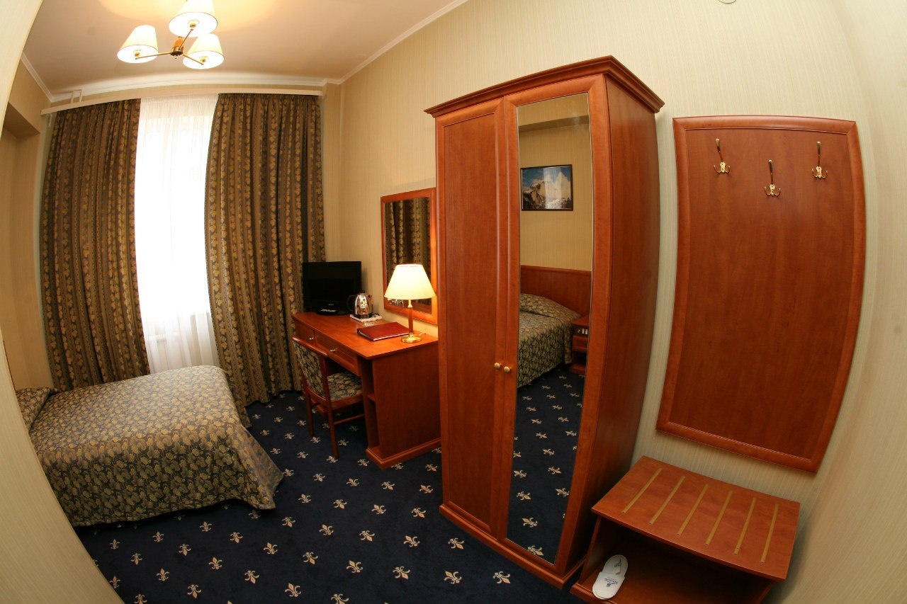  Отель «Монблан» Забайкальский край 1-местный номер (с ванной) 