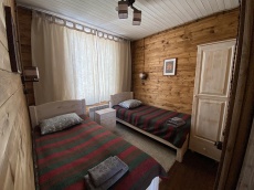 База отдыха «На волне» Ярославская область Одноэтажный коттедж с двумя спальнями