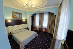 Отель «Бристоль» Ставропольский край Номер «Джуниор Сюит»
