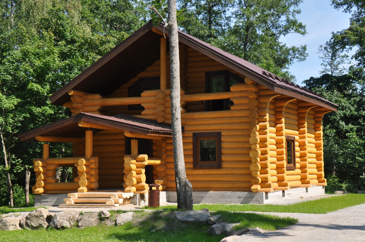 Яркое загородный клуб