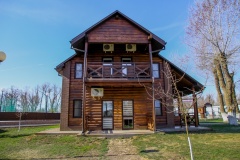 «Семейный дворик»_6_desc