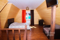 База отдыха «Семейный дворик» Волгоградская область Коттедж шестиместный, фото 2_1