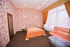 Парк-отель «Нежинка» Оренбургская область Люкс «Тропикана» (607) и «Фламинго» (602), фото 4_3