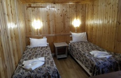 Пансионат «Аллюр» Карачаево-Черкесская Республика Семейное шале с двумя спальнями