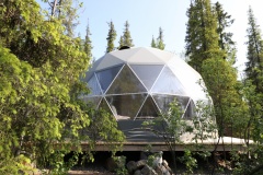 База отдыха «Лапландская деревня» Мурманская область Купольный шатер с панорамными окнами