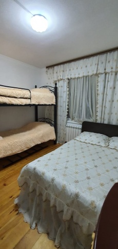 Комплекс гостевых домов «Архыз Сити» Карачаево-Черкесская Республика 4-местный номер с общей ванной комнатой, фото 3_2