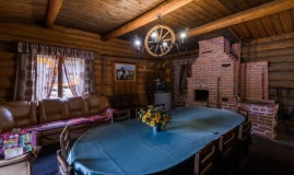 База отдыха «Лесная сказка» таежная заимка Алтайский край Гостевой дом большой 2-комнатный 