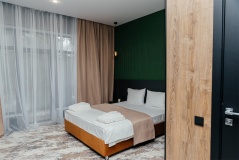 Отель «Dombay Winter Hall» Карачаево-Черкесская Республика Двухместный номер Комфорт, с 1 кроватью и дополнительной кроватью., фото 5_4