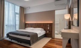  «Crystal House Suite Hotel & SPA» отель Калининградская область Suite Royal Garden 4-местный 3-комнатный, фото 4_3
